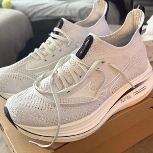 Mizuno Men’s Neo Zen Knit Running Shoes